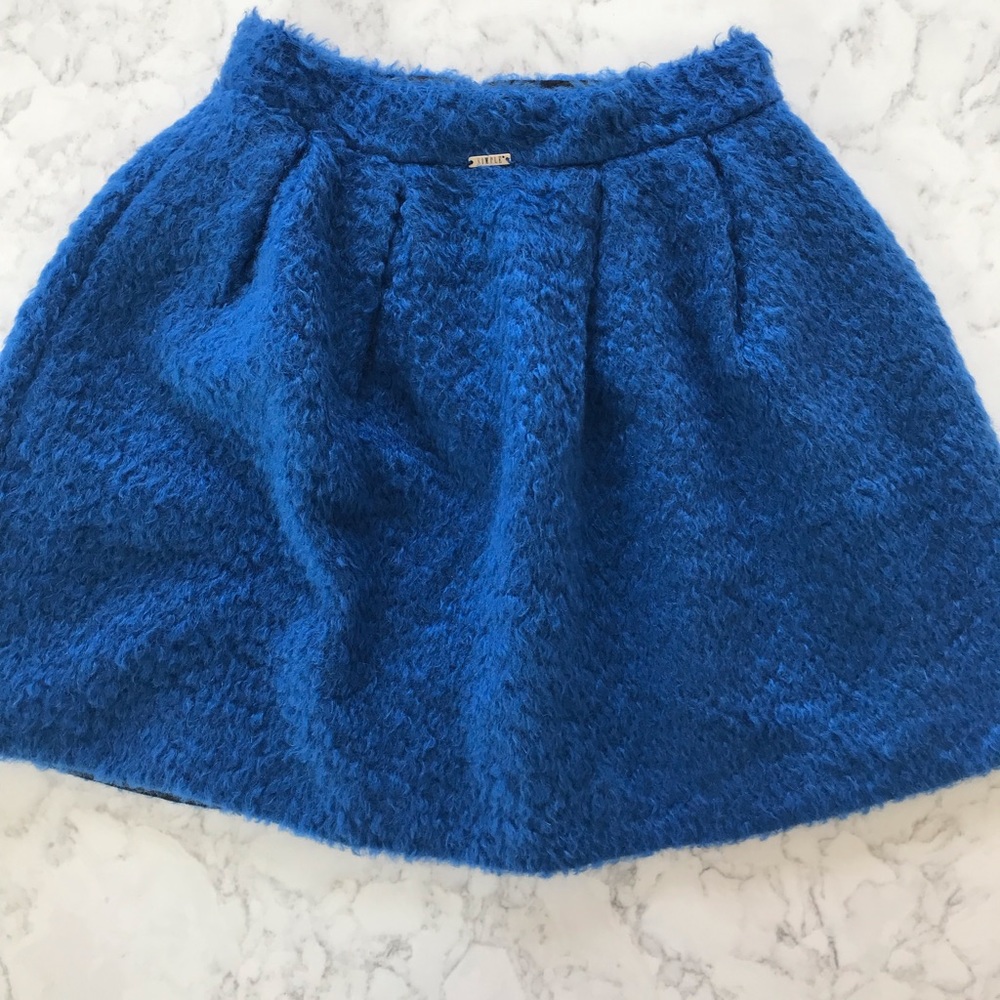 Skirt very original style